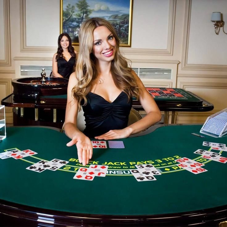 Buffalo668 Live Dealer Baccarat Table Myanmar ကစားနေသောမြင်ကွင်း